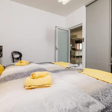 Ivana Apartman Crikvenica